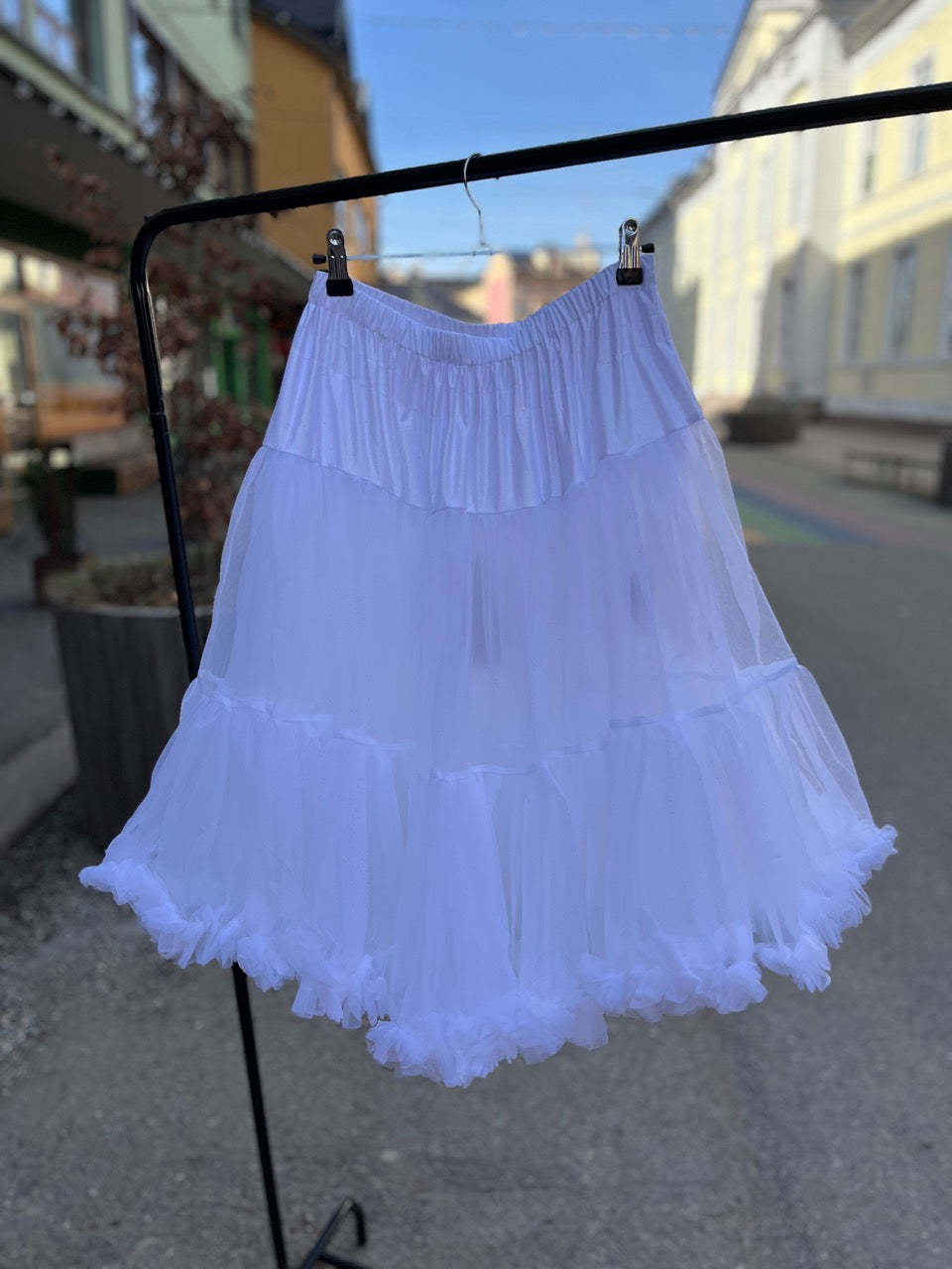 Banned Tyllskjørt 55 cm. - Retropiken