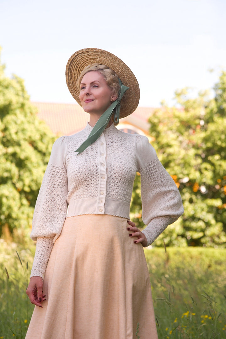 Emmy Design The Romantic Lace Cardi Ivory