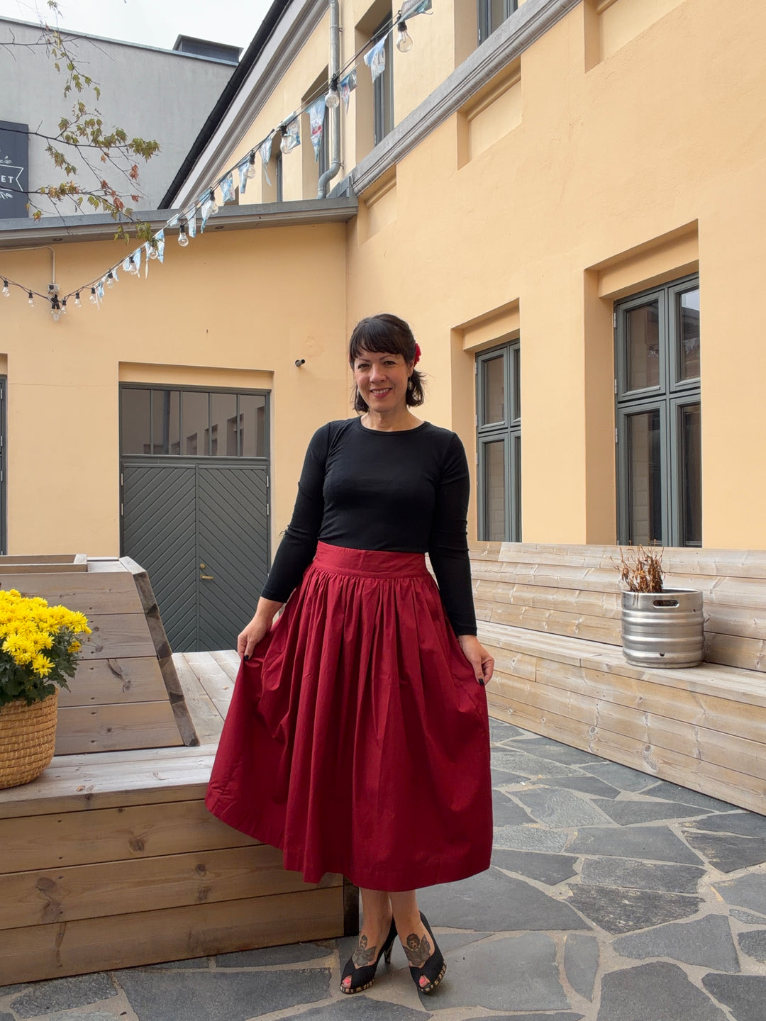 Mette skjørtet Rødt