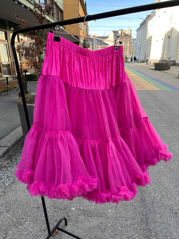 Banned Tyllskjørt 55 cm.