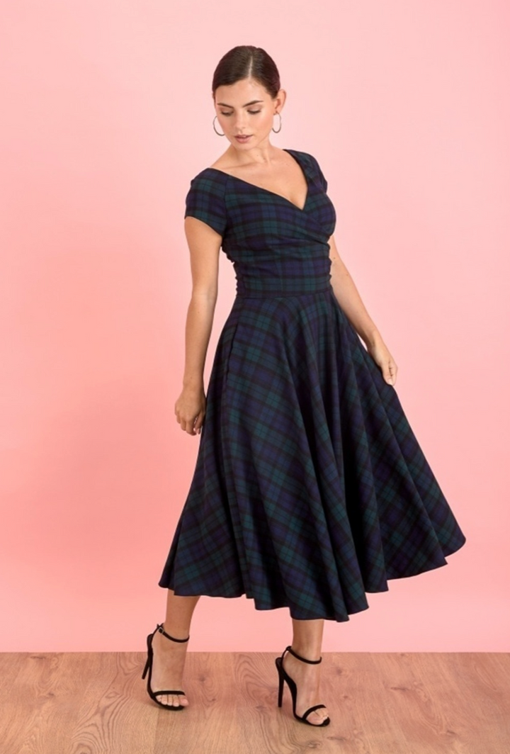 The Pretty Dress The Hourglass kjole i tartan ruter - Retropiken