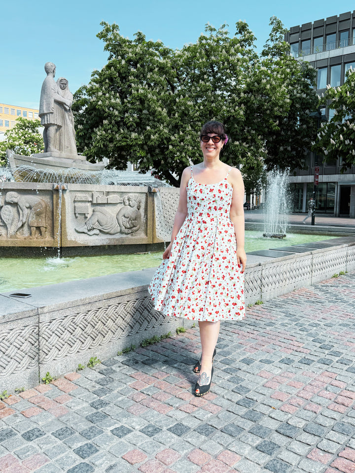 The Pretty Dress Priscilla Cherry Print Cotton Kjole - Retropiken