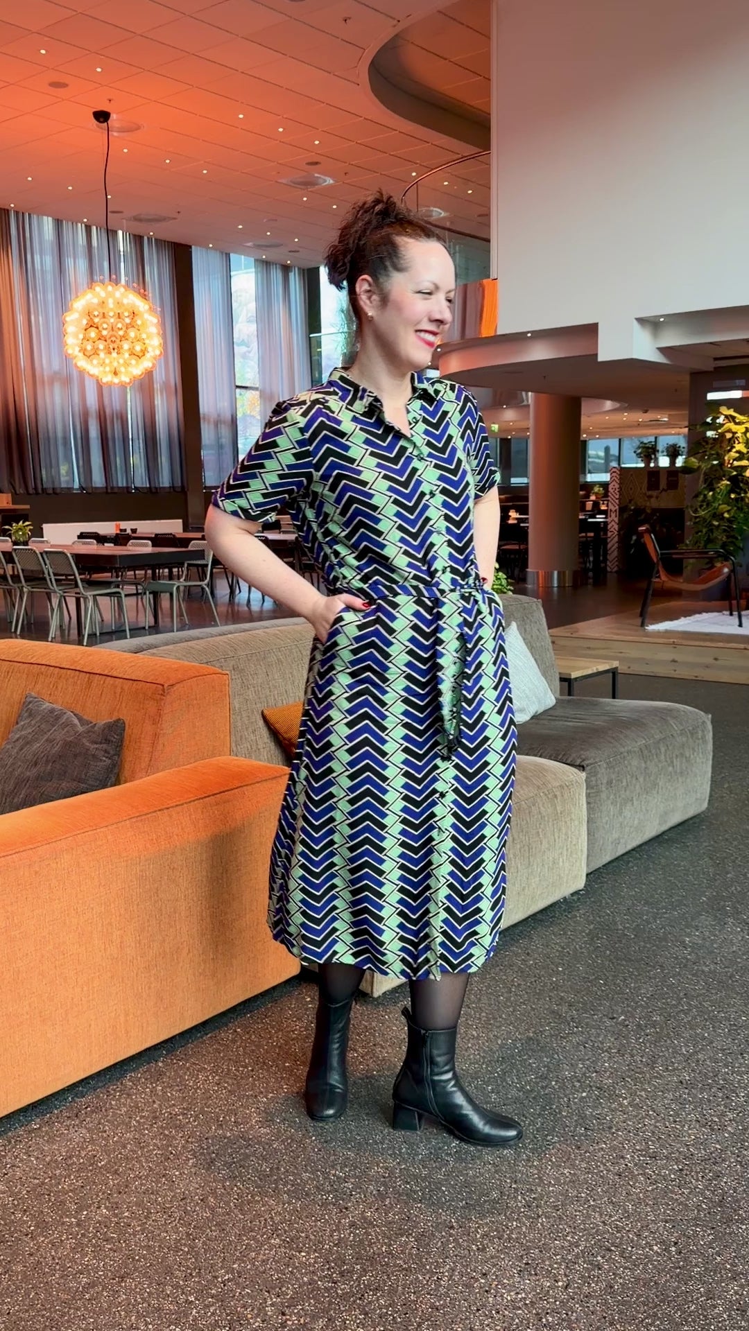 Olive Caen Midi Kjole